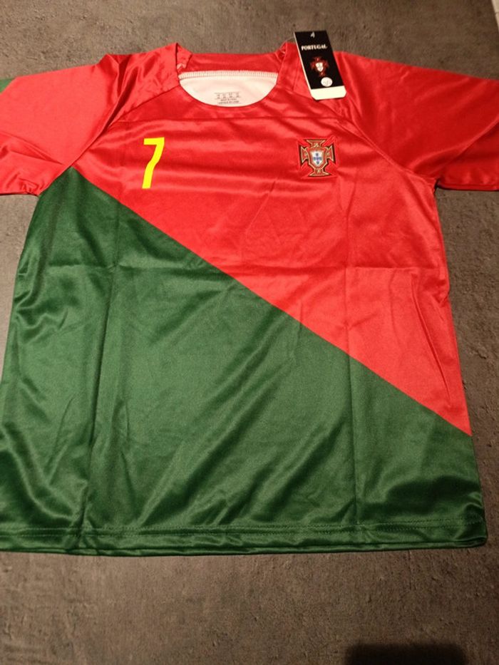 Tenue football Christiano Ronaldo Portugal t.30 - photo numéro 2