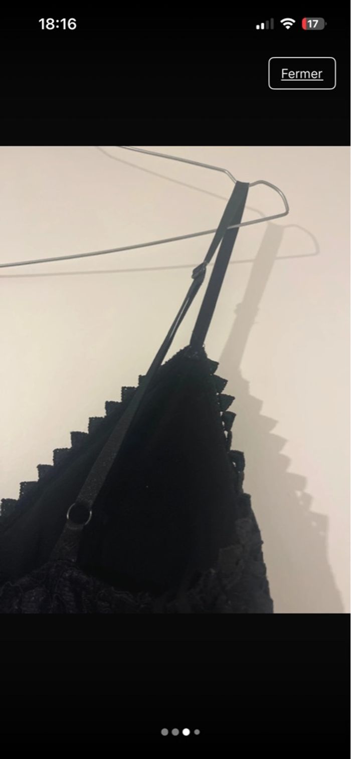 Robe en dentelle - photo numéro 3