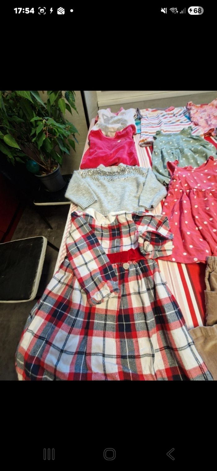 Lot vêtements 18 mois fille N 21 - photo numéro 2