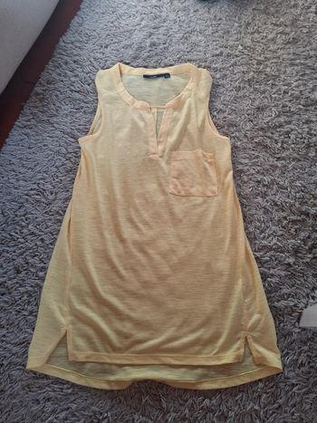 Magnifique débardeur jaune femme kiabi taille s