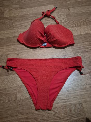 Maillot de bain 95d/ taille 42