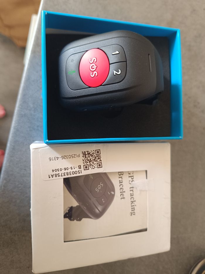 Montre connectée SOS - photo numéro 2