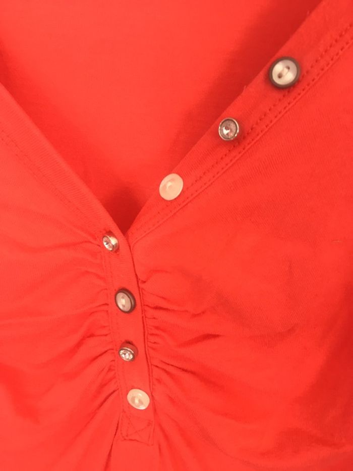 Joli t-shirt orange 🍊 - photo numéro 5