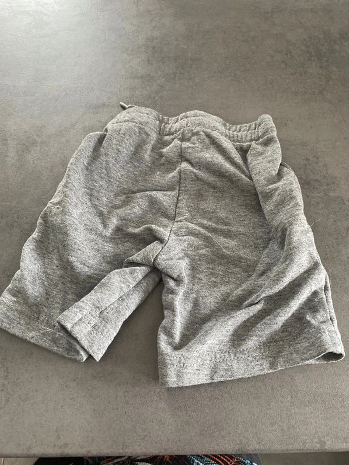 Short Kiabi - photo numéro 3