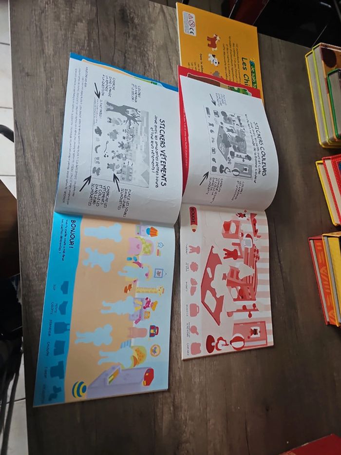 Lot 3 livres je sais tout sur les chiffres les couleurs les vêtements - photo numéro 10