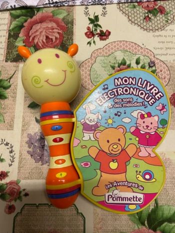 Livre papillon éducatif pommette
