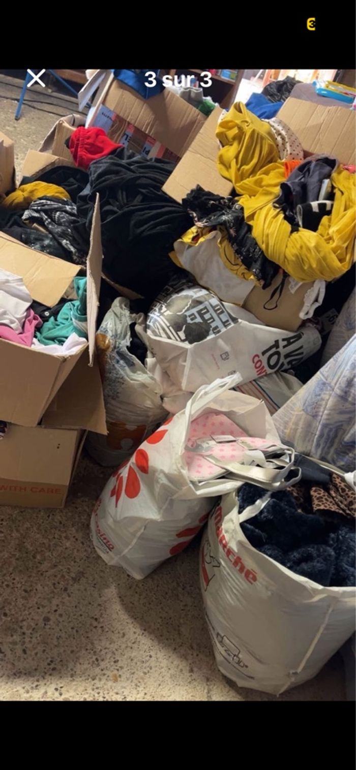 Gros lot de vêtements femme - photo numéro 3