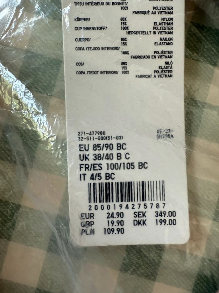 Soutien gorge sans armature 3D Uniqlo 100/105 B C - photo numéro 3