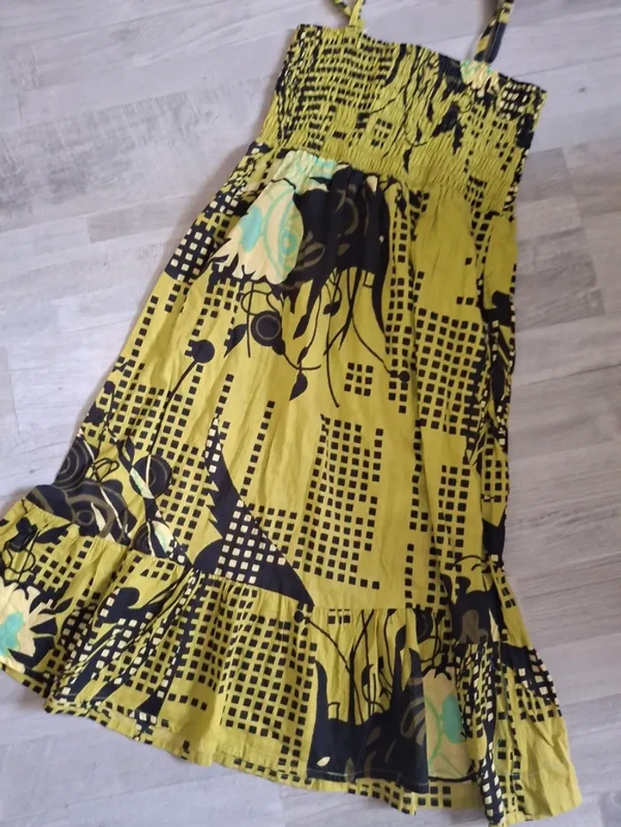 Robe été avec bretelles - photo numéro 2