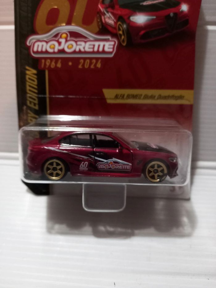 Majorette 60 anniversaire guillia - photo numéro 2