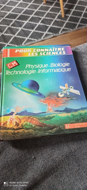 Livre sciences cm
