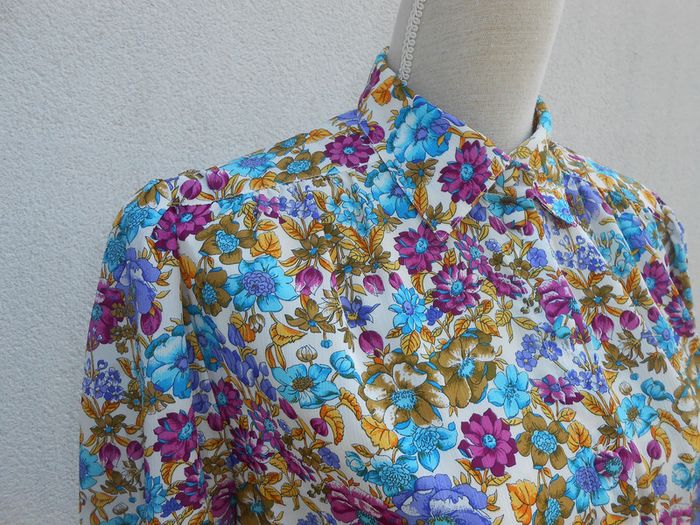 Robe plissé vintage à fleurs - photo numéro 2