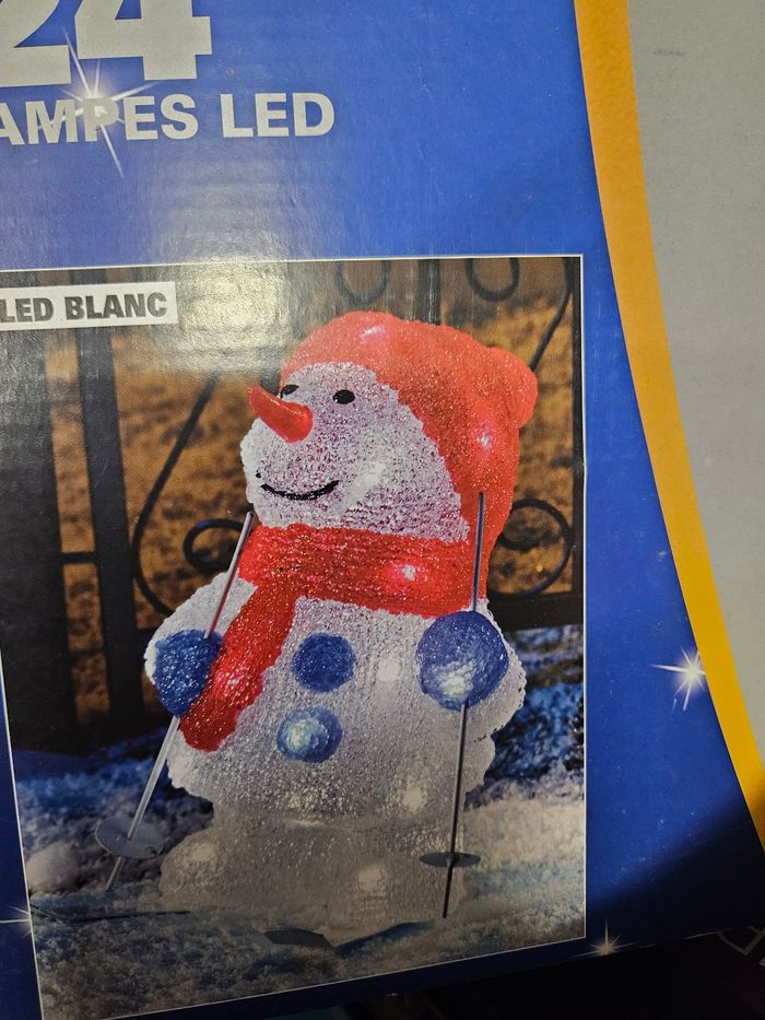 Bonhomme de neige lumineux - photo numéro 2