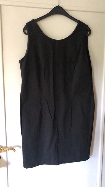 Robe noir