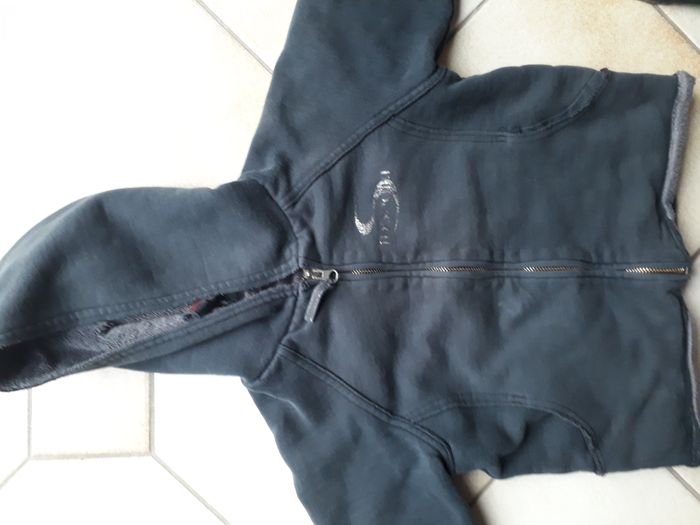 Gilet , veste , sweat zippé a capuche  6 ans IDSPORT - photo numéro 2