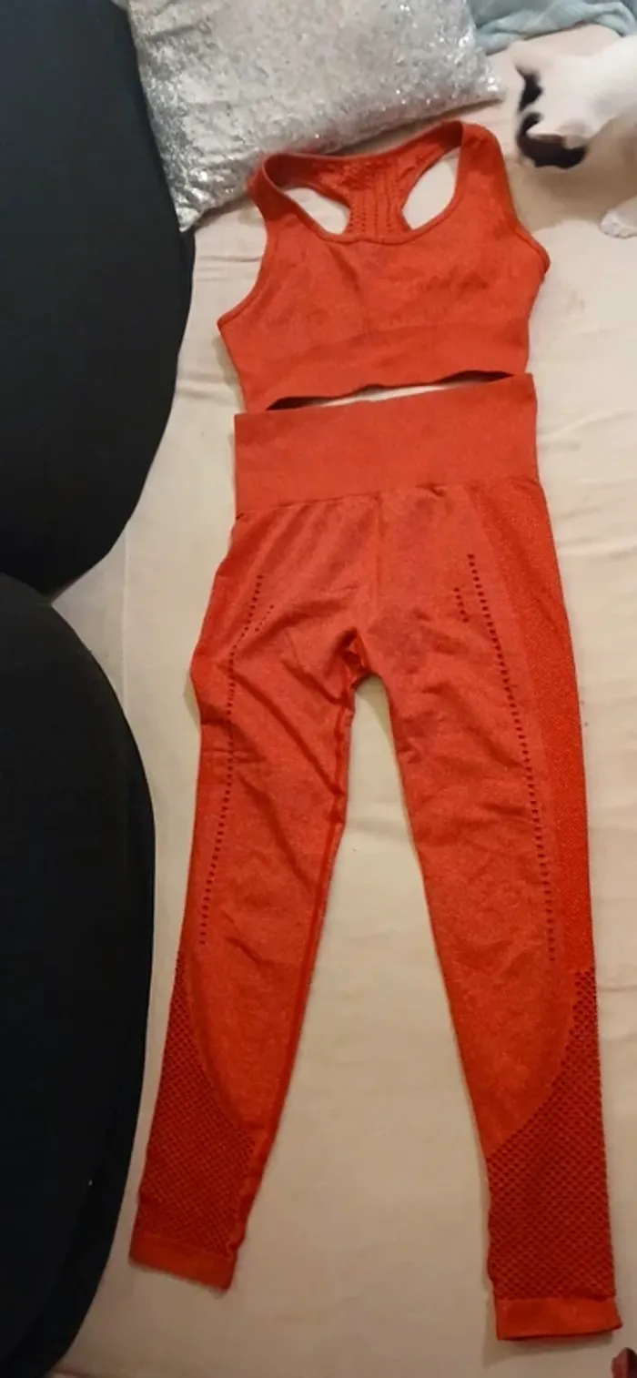 Ensemble sport femme
