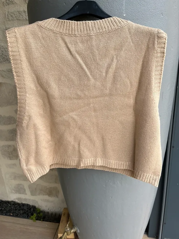 Pull sans manche - photo numéro 2