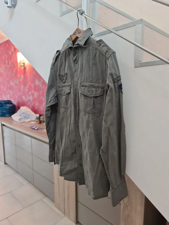 Chemise neuve taille M - photo numéro 4