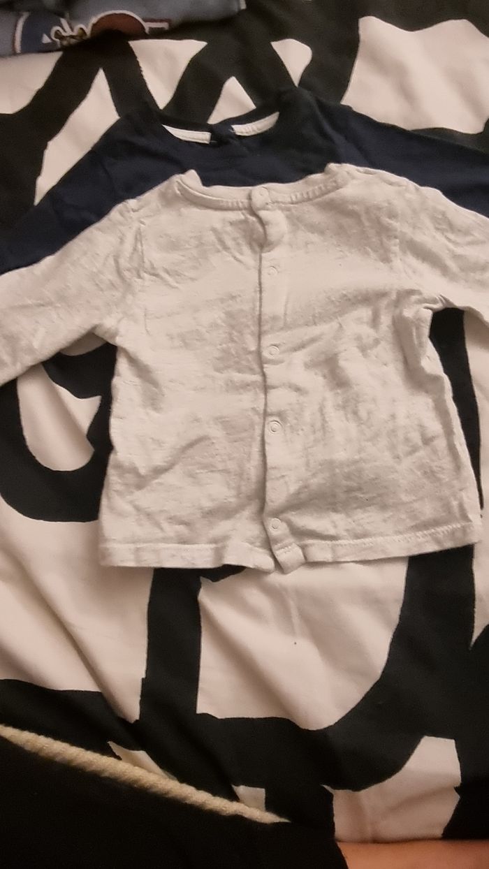 Lot de 2 teeshirt manche longue OBAIBI 6mois - photo numéro 5