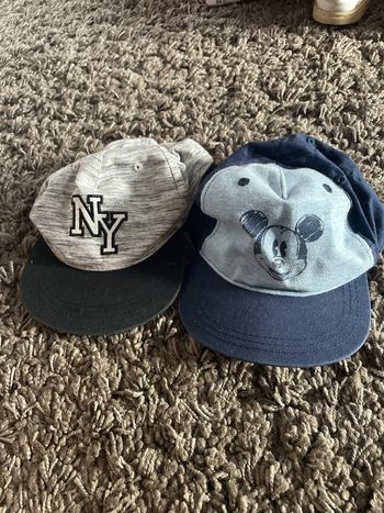 Casquettes 6-9 mois