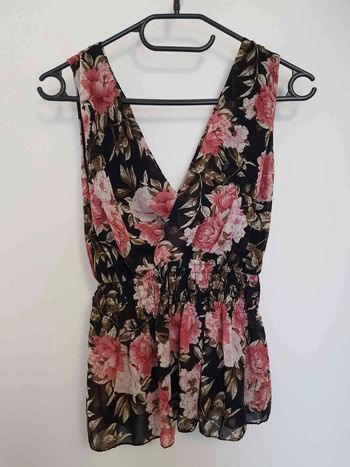 Jolie haut cache coeur fleurie dorée taille 36