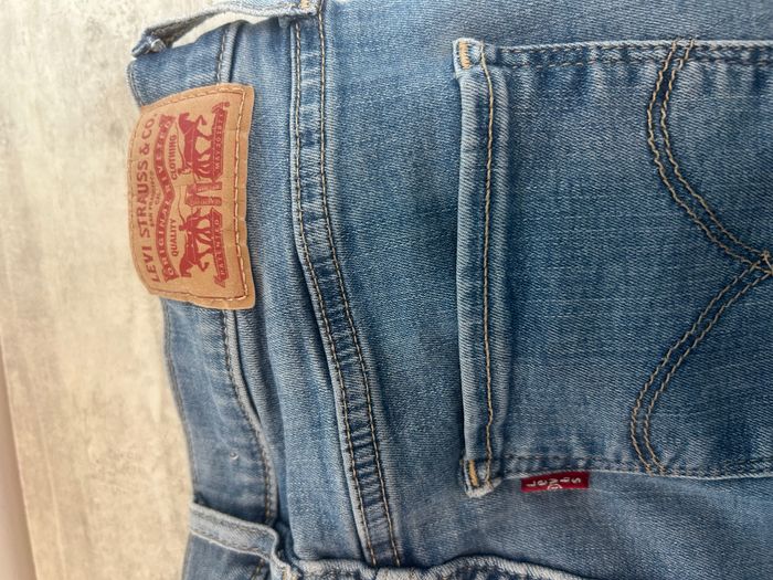 lot 17 vêtements femme taille M-38 pull jupe pantalon jean levis - photo numéro 10