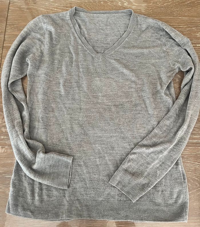 314 - Pull gris - photo numéro 4