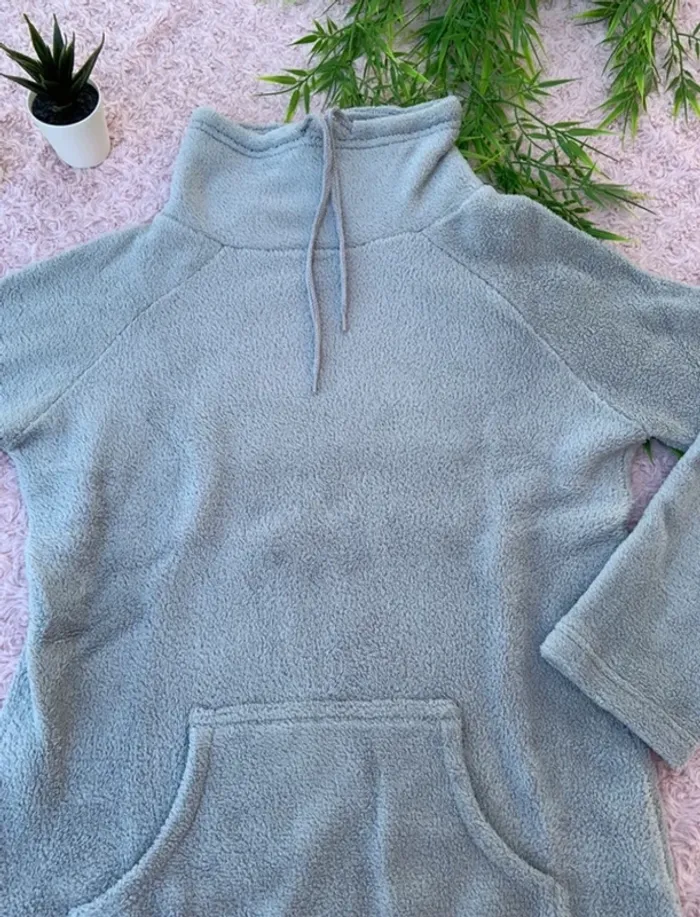 Pull gris - photo numéro 3