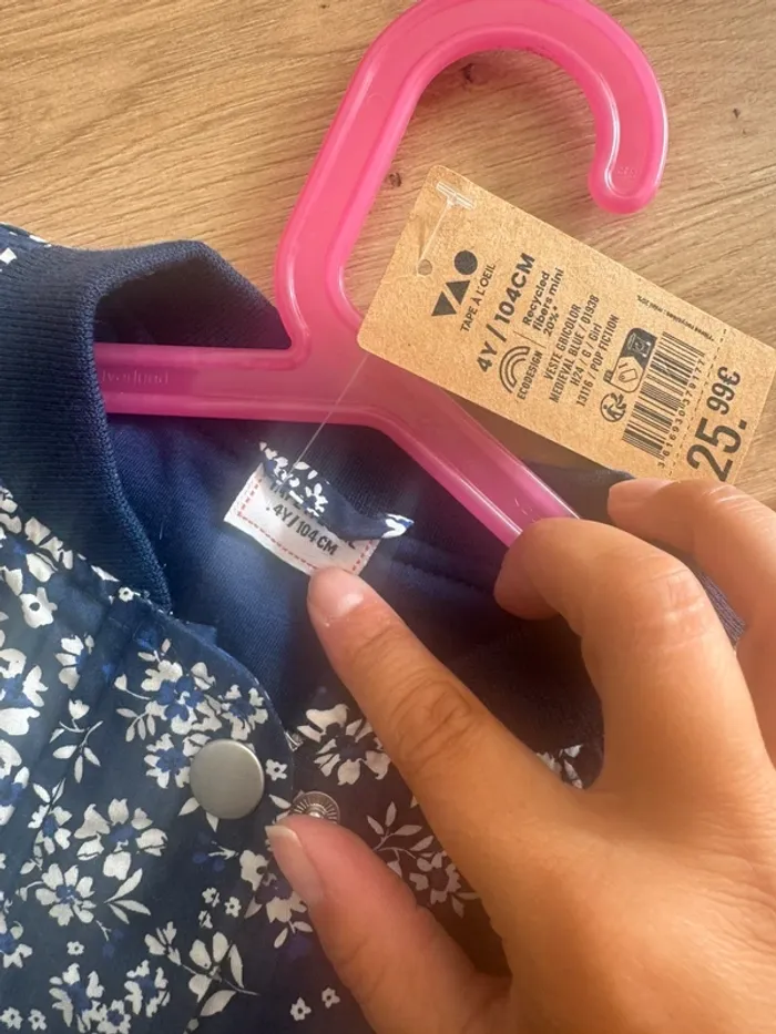 Bombers fleurie TAO 4ans fille neuf - photo numéro 2