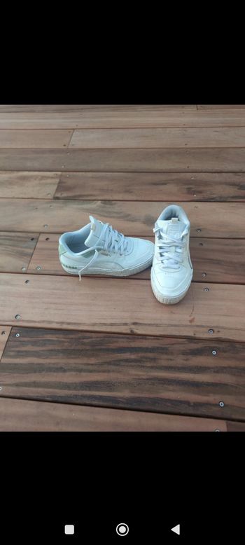 Baskets sneakers 38 compensées Puma blanche et vert amande