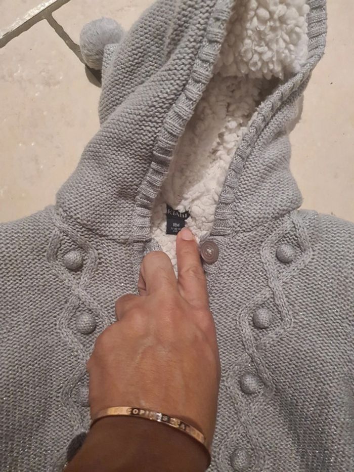 Veste grise 18 mois - photo numéro 2