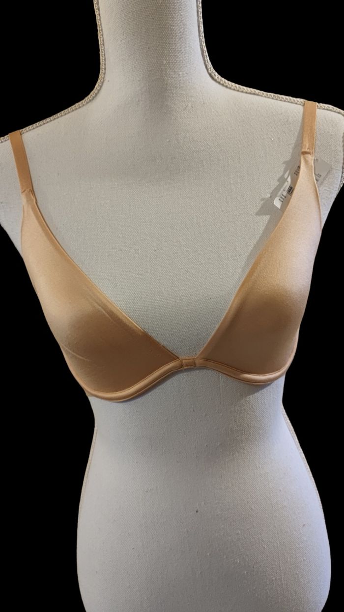 Soutien-gorge nude avec armatures 90E