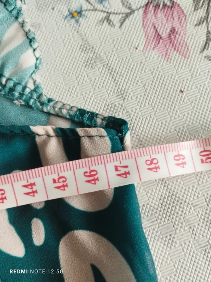 Jolie blouse taille S - photo numéro 8