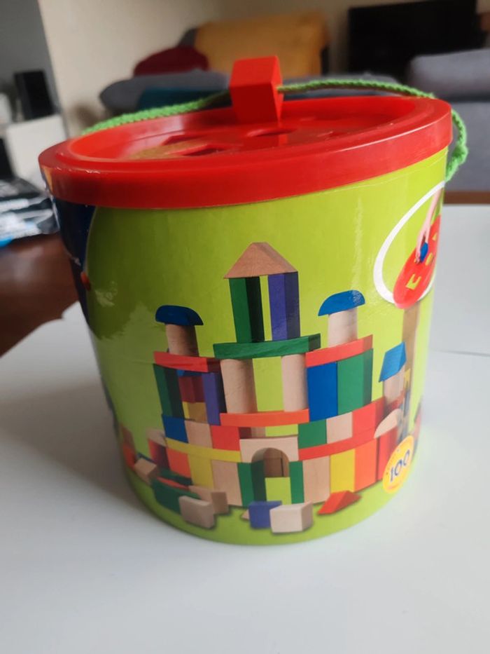 Baril de cube de construction - photo numéro 3