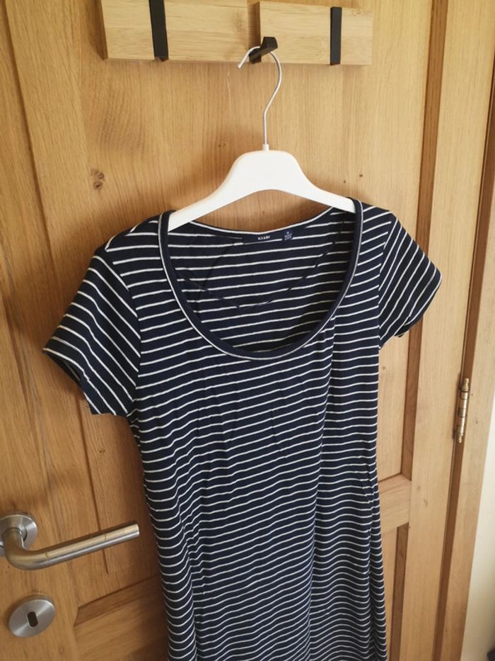 Robe marine Kiabi ligné en bleu marine et blanc M - photo numéro 2