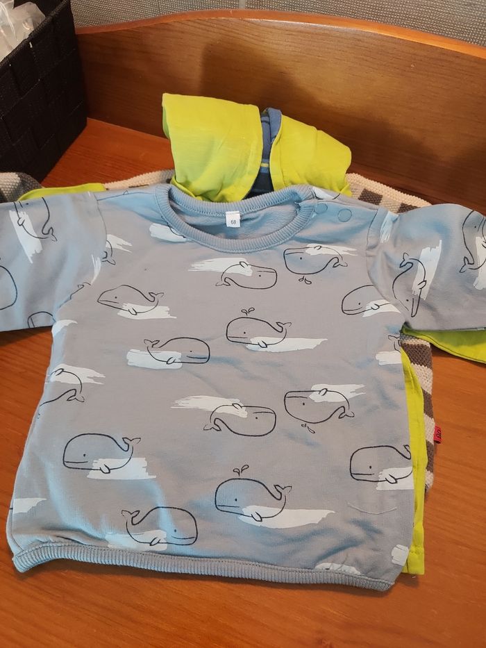 Lot de 4 pulls 1 gilet 1 veste taille 6 mois 68 - photo numéro 5