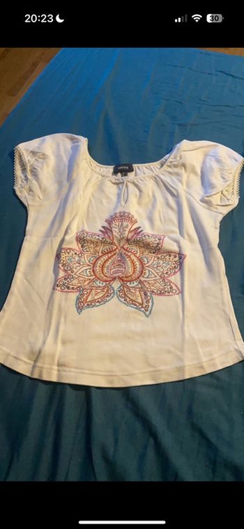 T-shirt taille M Mexx Brodé