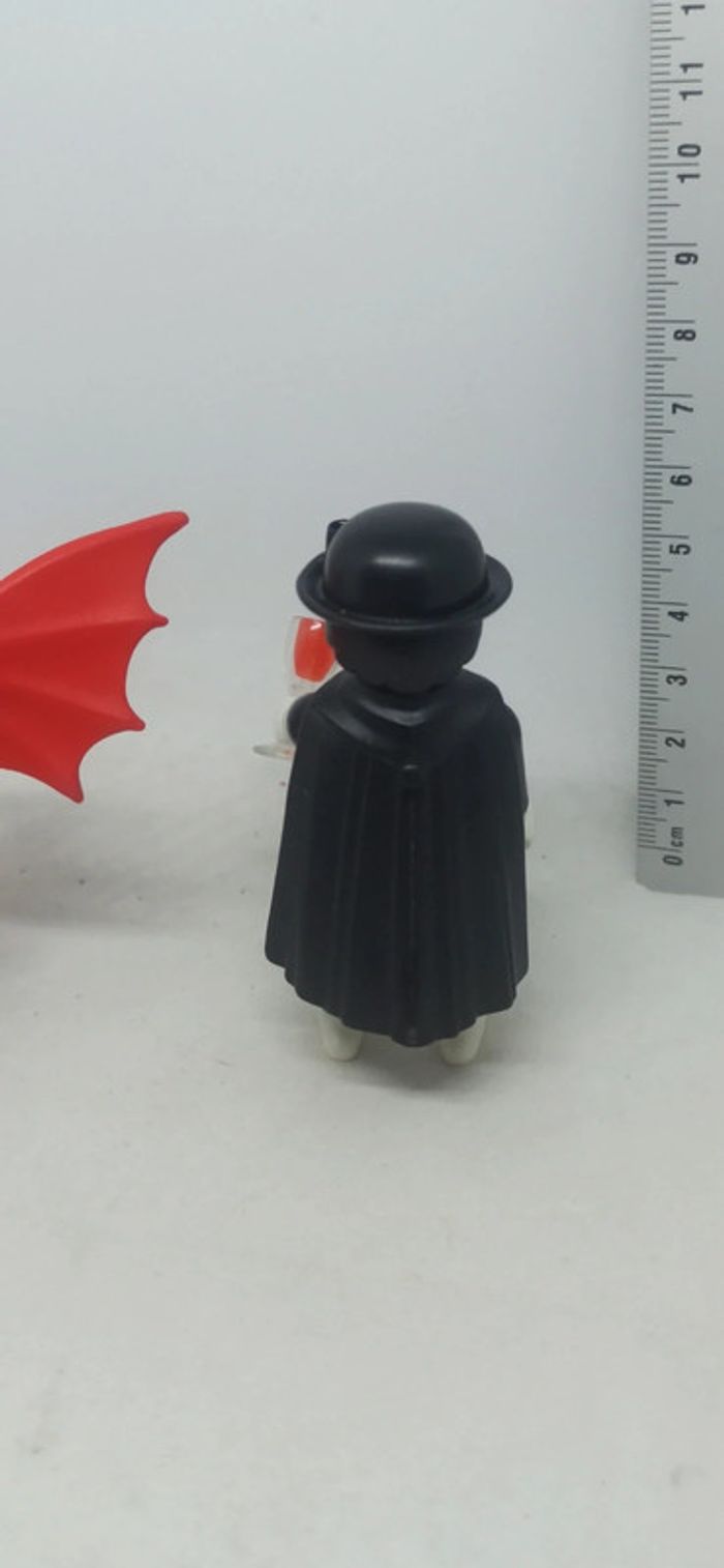 Femme et homme vampire avec pichet et verre playmobil - photo numéro 5
