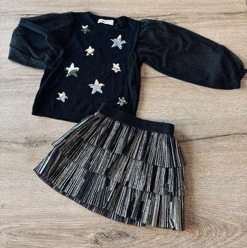 Ensemble Haut et jupe 🖤 Taille 3 ans