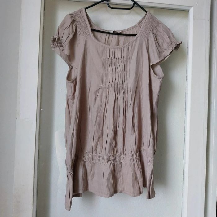 Magnifique blouse taille 42 neuve