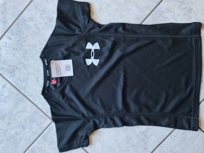 Tee shirts techniques noirs adidas taille 7/8 ans - photo numéro 3