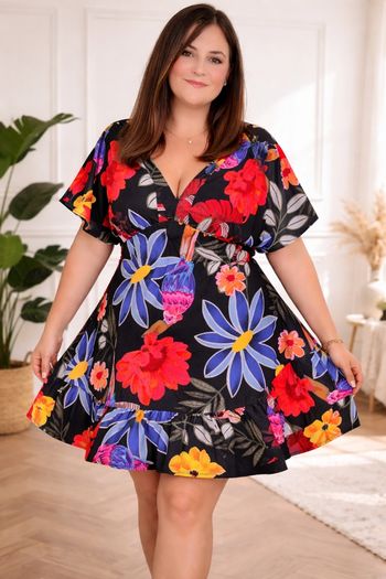 Robe évasion tropicale exotique Femme taille 54 marque Boohoo 💍 
