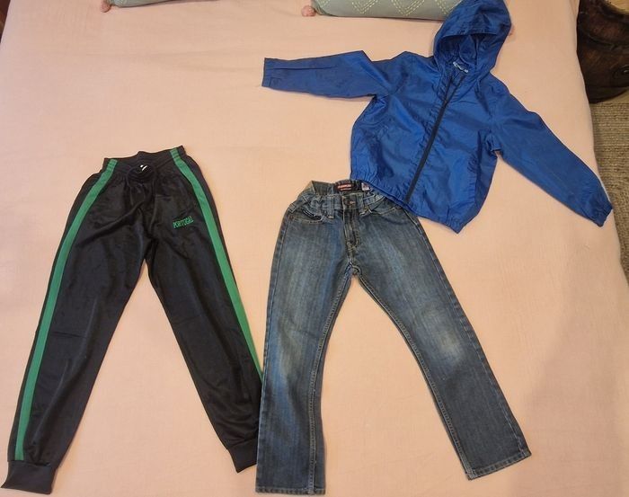 Lot vêtements garçon 8 ans - photo numéro 5