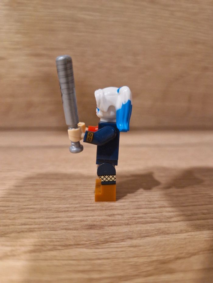 Figurine type lego Harley Quinn Batman DC Comics - photo numéro 2