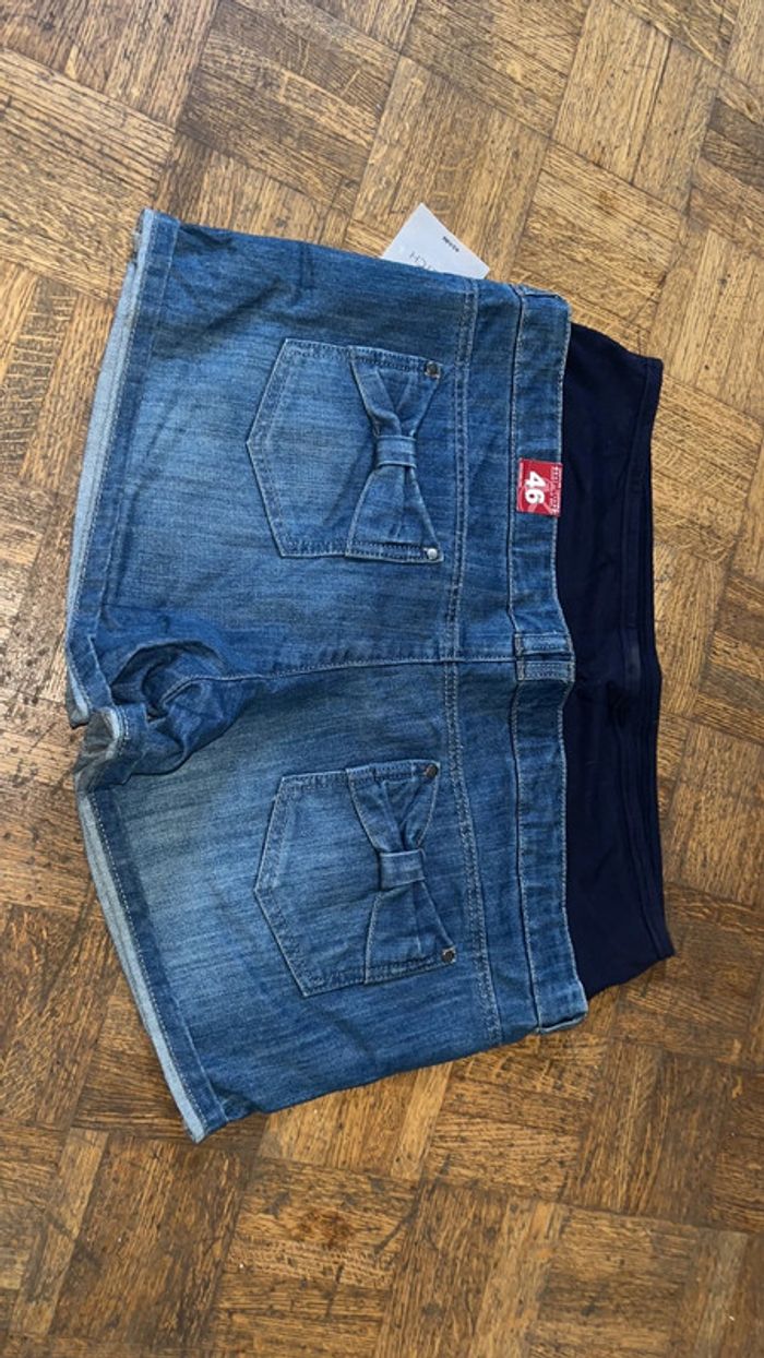 Short grossesse - photo numéro 2