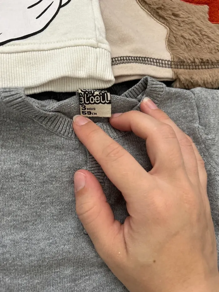 Pull taille 3 mois - photo numéro 2