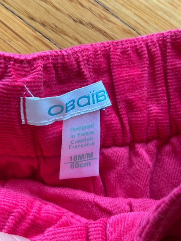 Short en velours fuschia Obaibi 18 mois neuf - photo numéro 3