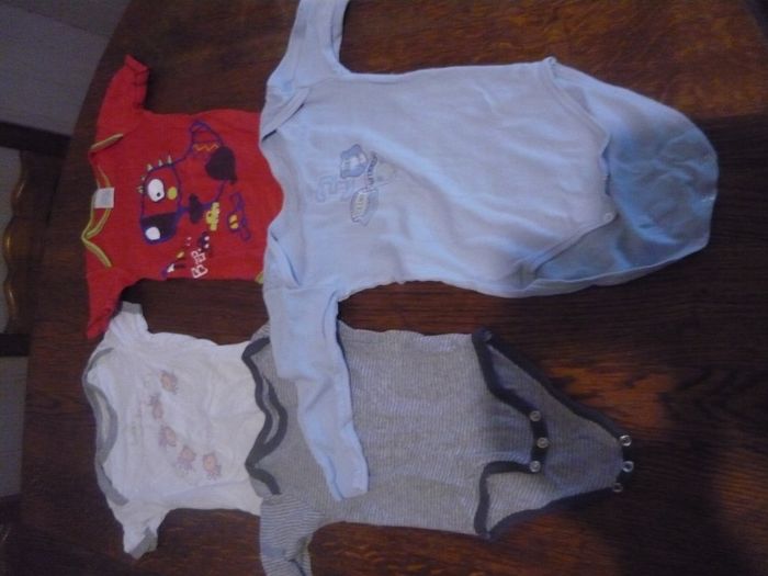 lot bodies 18 mois