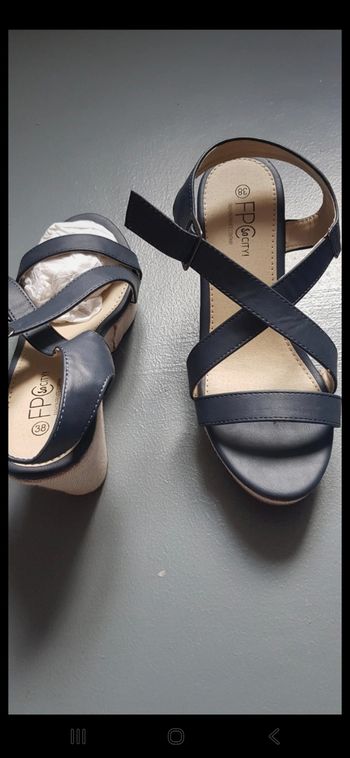 Sandales compensées