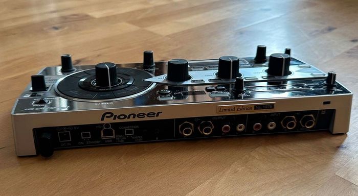 ioneer DJ RMX-1000 Édition Platine Limitée-Excellent état - photo numéro 2